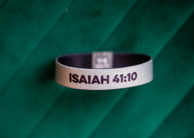 Isaiah 41:10 Stretchy Bracelet - Kingfolk Co